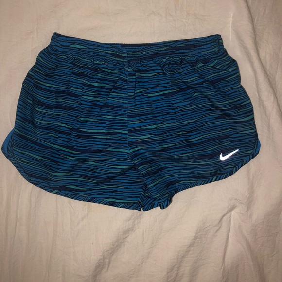 Nike dri-fit blue printed running shorts - Picture 2 of 2